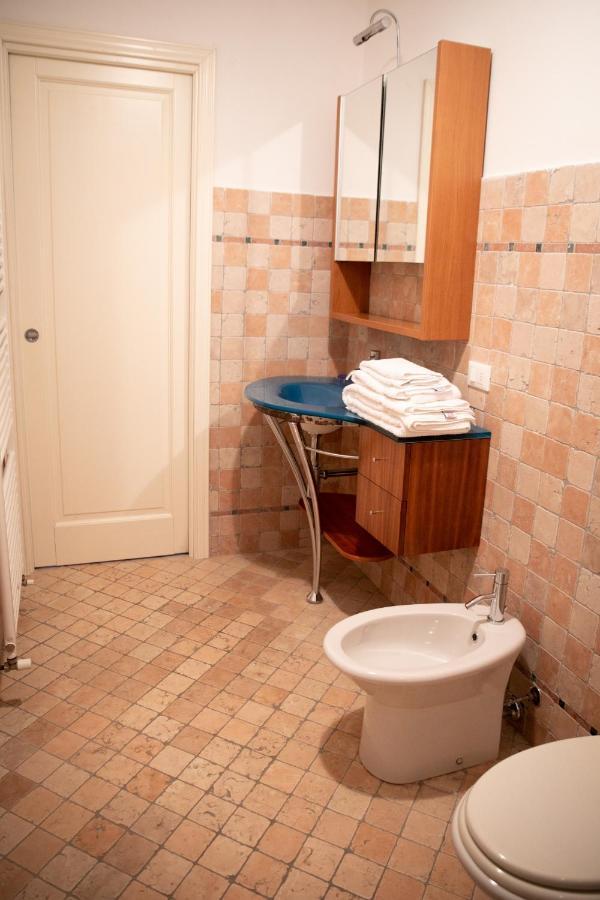 Iseolakerental - La Stallina - Monte Isola Exteriör bild